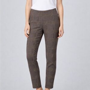 George women’s Brown Plaid Pants size xs